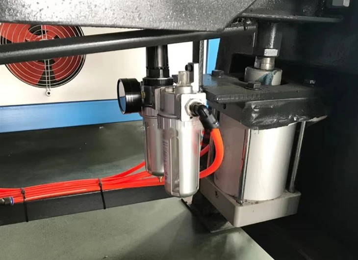 Pneumatic Sheet Press Brake TDF Folding Machine